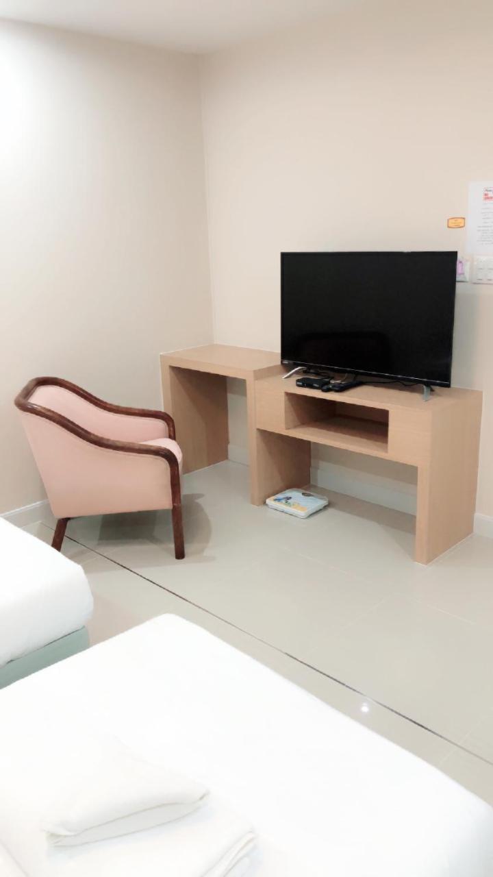 Kim Hostel 2 At Morleng بانكوك المظهر الخارجي الصورة